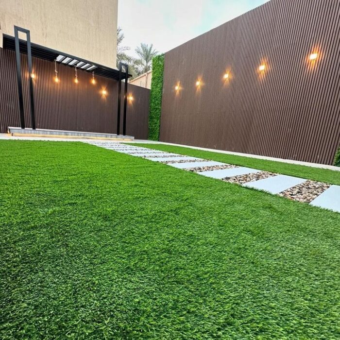 العشب الصناعي (12)